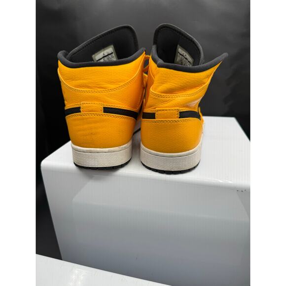 Nike Jordan Mid Taxi Sneakers - Gold and Black - Size 9M main image 7